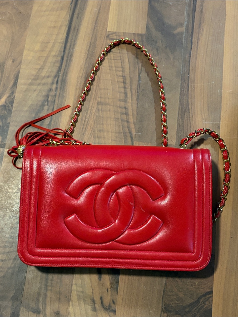 CHANEL Red Quilted Lambskin Crossbody with Gold Chain